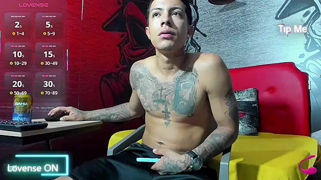 brian_tattoo webcam