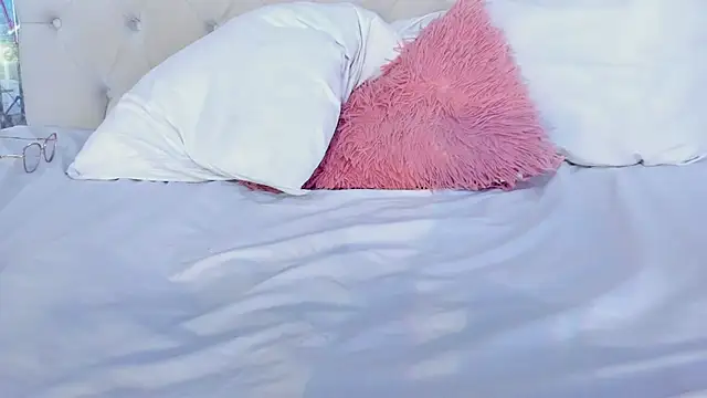 Ariana_greenblat webcam