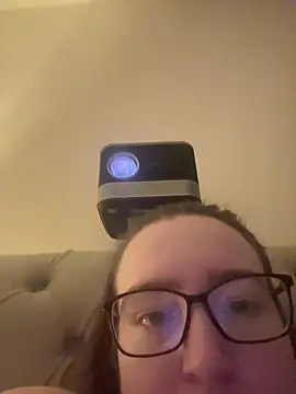 LavenderBrielle webcam