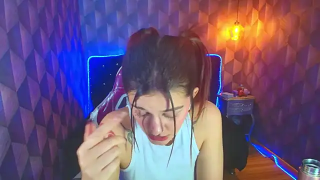 liaharryis - LiaHarryis's free webcam - UK Sex Cams