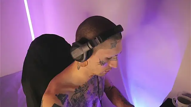 TokyoHatsumoto webcam