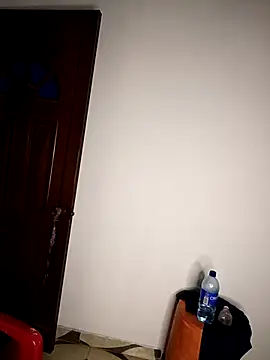 Simone_Miller's Stripchat show and profile