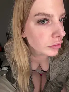 Chloemillerrxx webcam