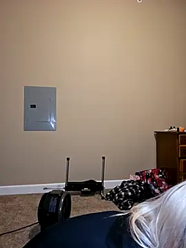 amethystfoxx (F young) - Gape ass with glass plug