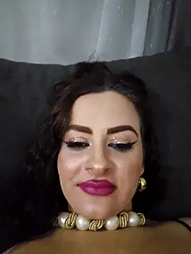 WatchTheQUEEnConQuer88