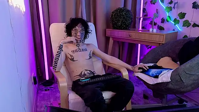 em0_b0y (M twink) - jerk 5 min