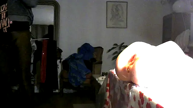 frenchblackc31 webcam