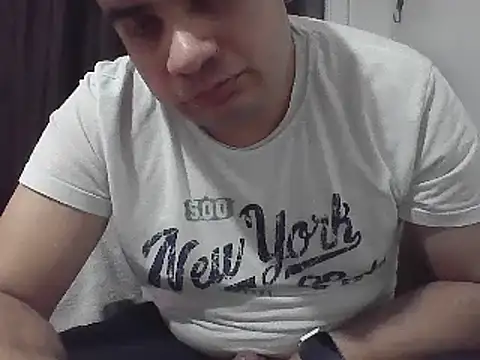 turkishnudistman - TurkishNudistMan's free webcam - UK Sex Cams