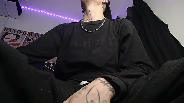 Anhony_Muscle webcam