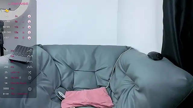 vance_rulez (M young) - 😈helicopter dick jerking.hot bitch