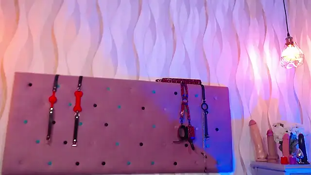 IsabelaLatina webcam