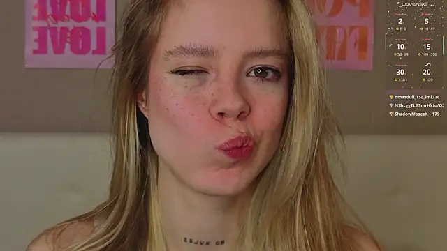 TiffinyMergist webcam