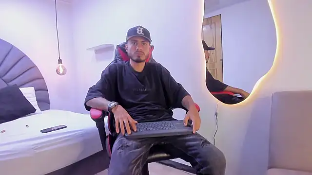 MatthewCullen webcam