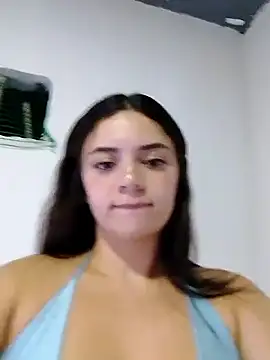 Shopia_Nadall webcam