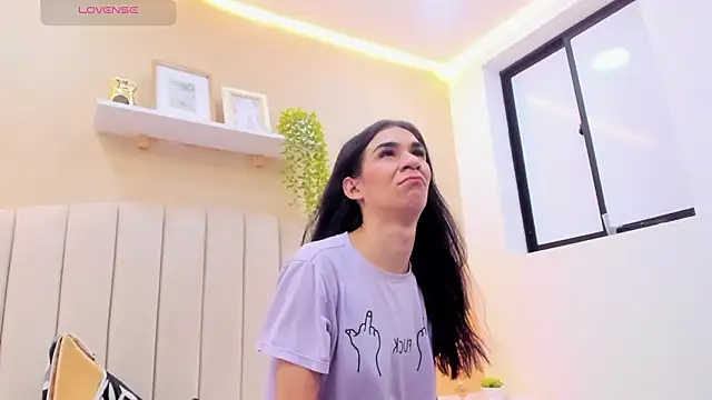 Mia_thompson_19 webcam