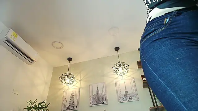 _Victoria_Collins webcam