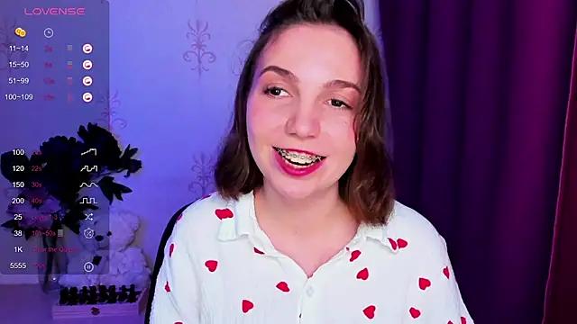 KindHazelHere_ webcam