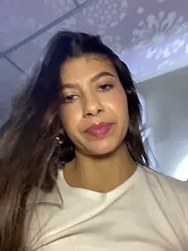 Webcam Model (Lenapink19)  is live.Free join now!