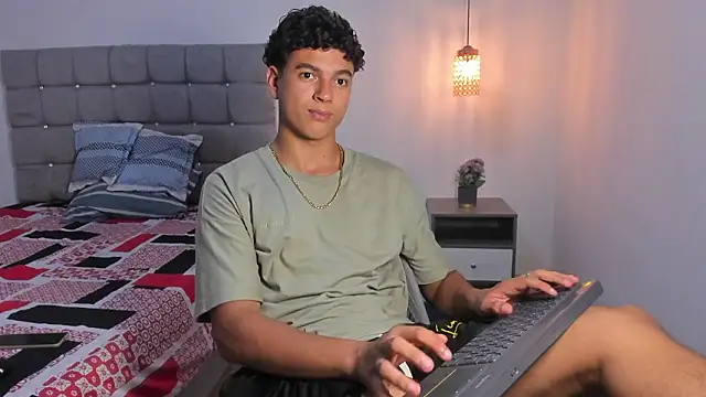 santy_stump (M twink) - Show cock