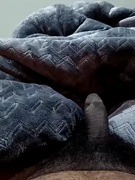 Naughtyforpussy webcam