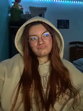 Webcam Model (Vixroy7)  is live.Free join now!