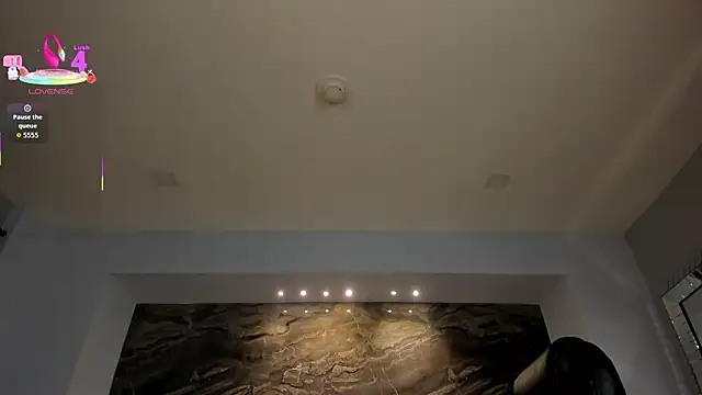 ashleyjhonson (F milf) - ride  dildo