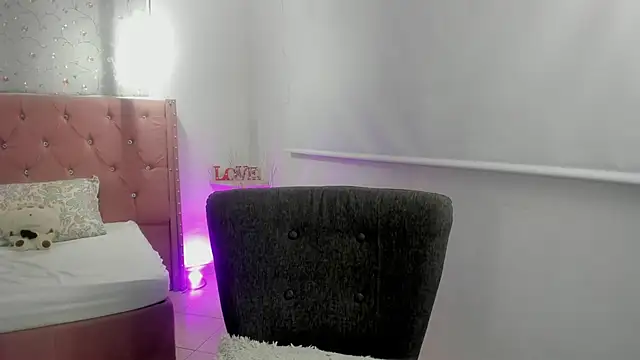 loverisu-coral webcam