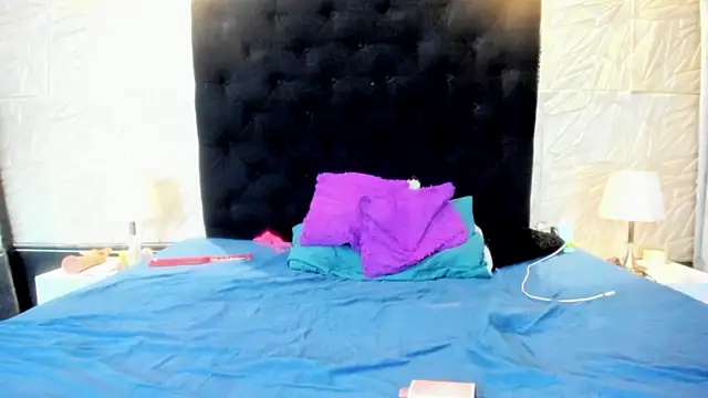 ChanelleJohnson_ webcam