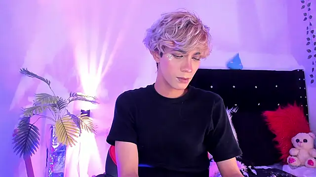 Cooperrosscute233 webcam