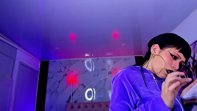 auroradiaz - AuroraDiaz's free webcam - UK Sex Cams