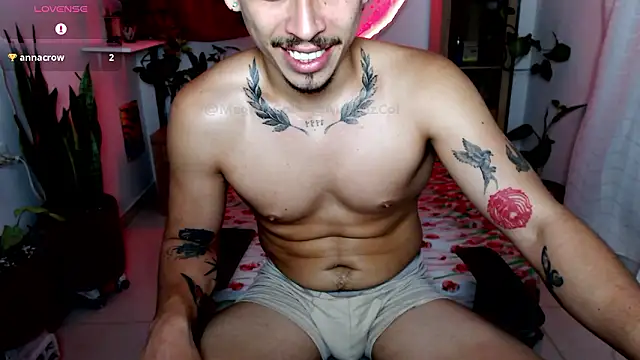 magnuz_col - Magnuz_Col's free webcam