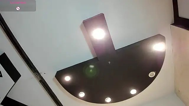 ChannelWhitee_ webcam