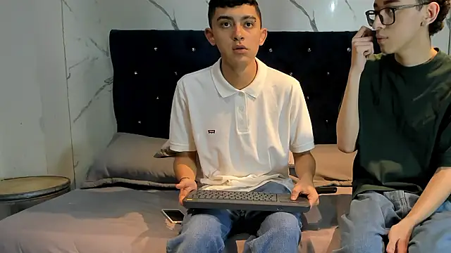 double_temptation2 webcam