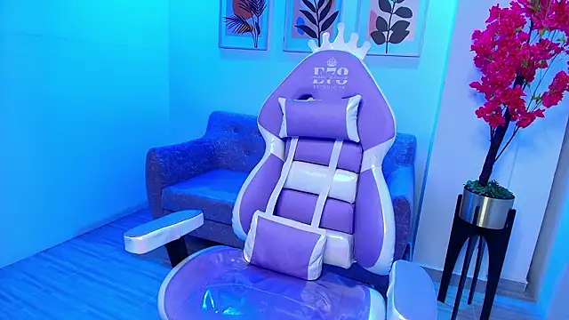 Nicole_sounders webcam