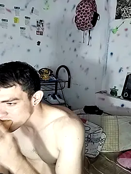 themaykiin18 webcam