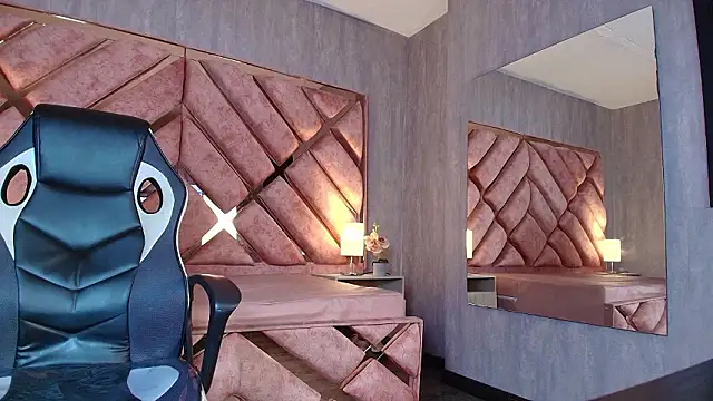 GISELLE_HOTLOVE webcam