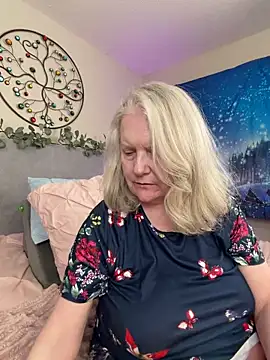 Kaitlyn_Winters webcam