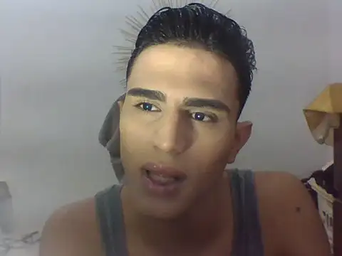 ares2005bb - Ares2005bb's free webcam - UK Sex Cams