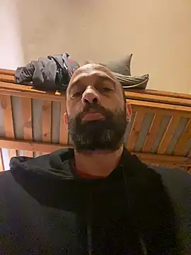 jackadi33 - Jackadi33's free webcam