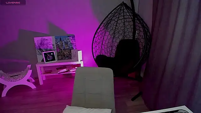 lily_williamss - Lily_williamss's free webcam - UK Sex Cams