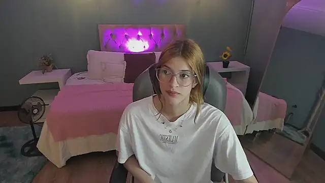 Nora_Vennucci webcam