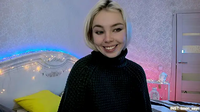LillyMoure_ webcam