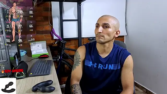 Marck_Muscle webcam
