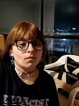 littlevalerie webcam