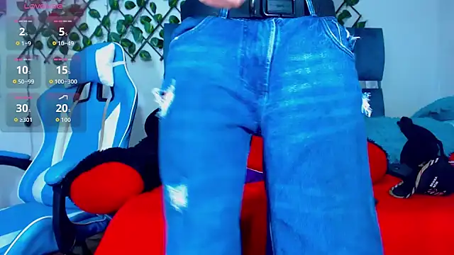 black_latin23cm webcam