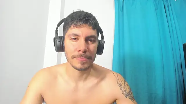 daniel_sexy777 webcam