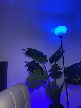 Webcam Model (charlotteeruss)  is live.Free join now!