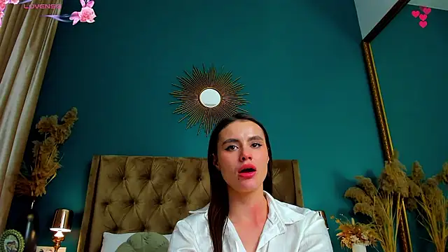 calymoon (F young) - tease me until cum