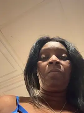 prettichocolate webcam