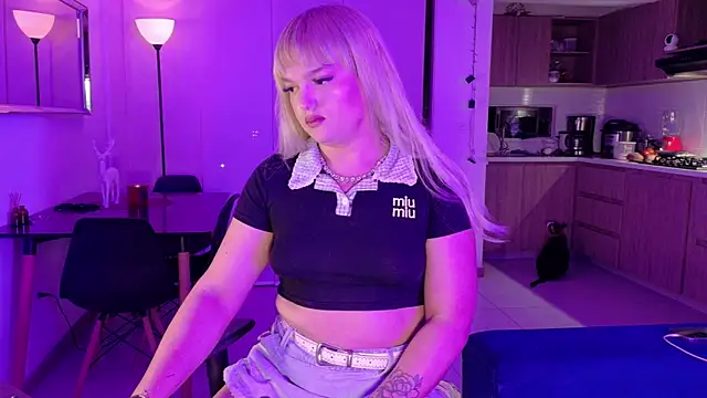 ScarletThompsonx webcam